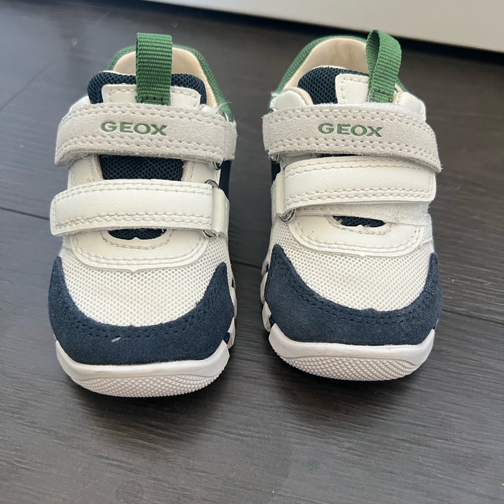 Geox White and Green Sneakers with Velcro Closure